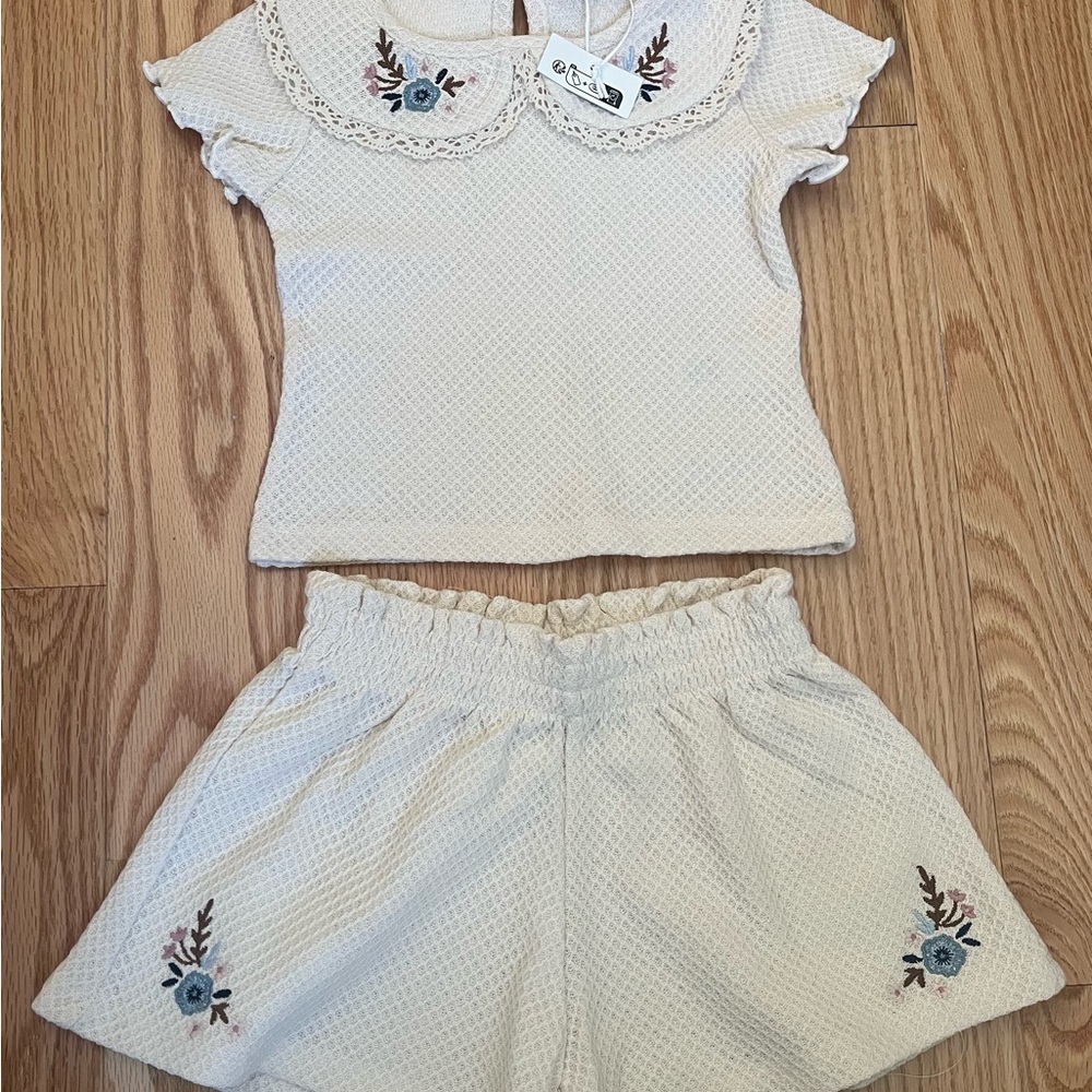 NWT Girls Matching Set with Embroidered Collar - Cream